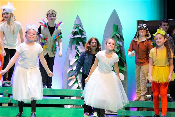 Students performing Honk Jr. at Mill Creek Elementary
